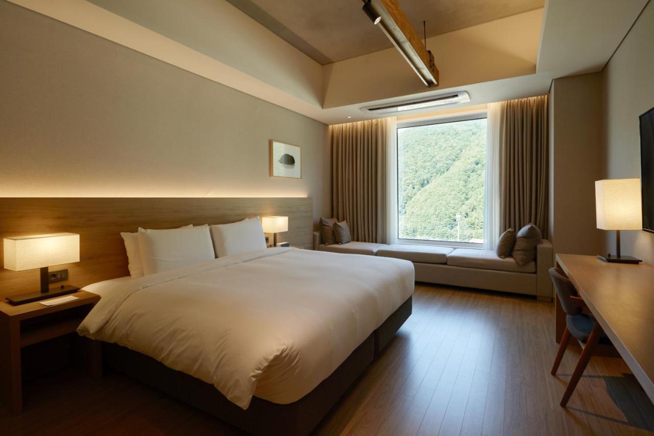 Park Roche Resort & Wellness Джеонгсеон Екстериор снимка